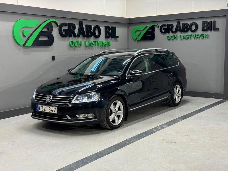 Svart Begagnad 2012 VW Passat Kombi | 89 900 kr (Dyr) - Bild 1/4