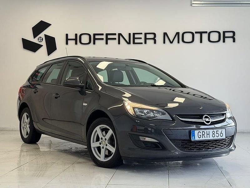 Begagnad Opel Astra Active 110 HK (80 kW) 2015 Grå Kombi