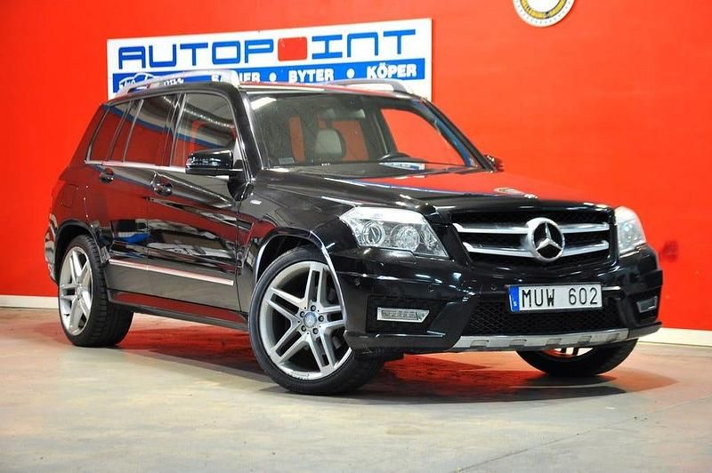 Svart Begagnad 2012 Mercedes GLK220 AMG line SUV | 128 700 kr (Bra pris) - Bild 1/4