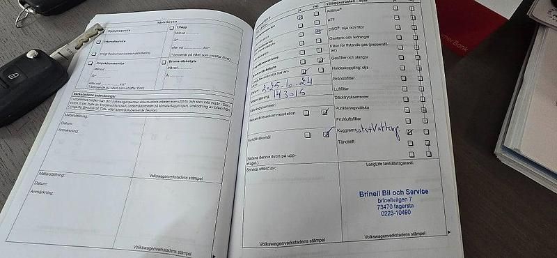 Begagnad VW Golf VI 105 HK (77 kW) 2011 Silver Halvkombi