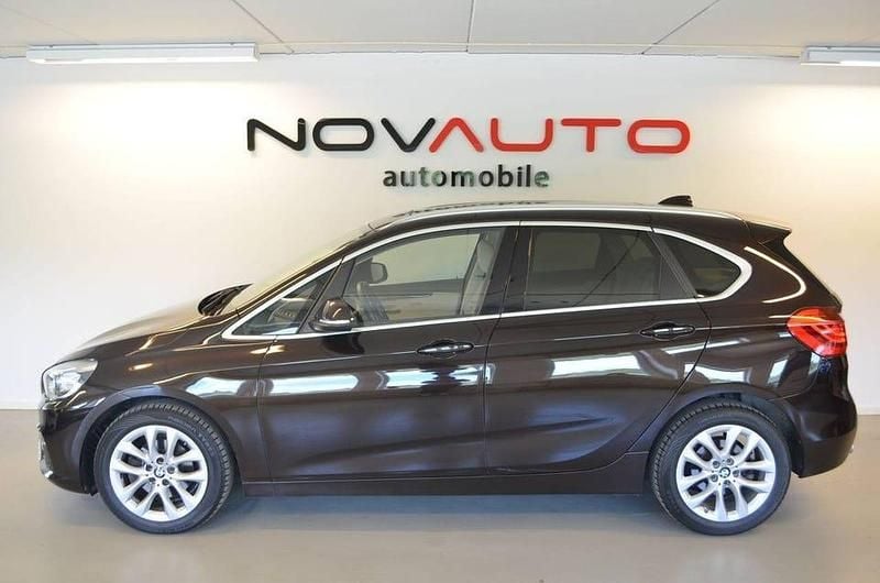 Begagnad BMW 218 Luxury Line 150 HK (110 kW) 2014 Sparkling brown metallic Kombi
