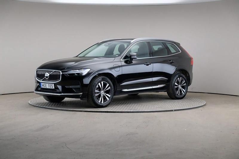 Black (solid) Begagnad 2023 Volvo XC60 Core SUV | 449 000 kr (Marknadspris) - Bild 1/4