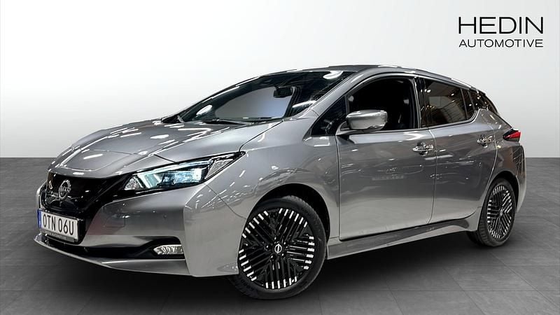 Svart Begagnad 2022 Nissan Leaf N-Connecta Halvkombi | 184 900 kr (Bra pris) - Bild 1/4
