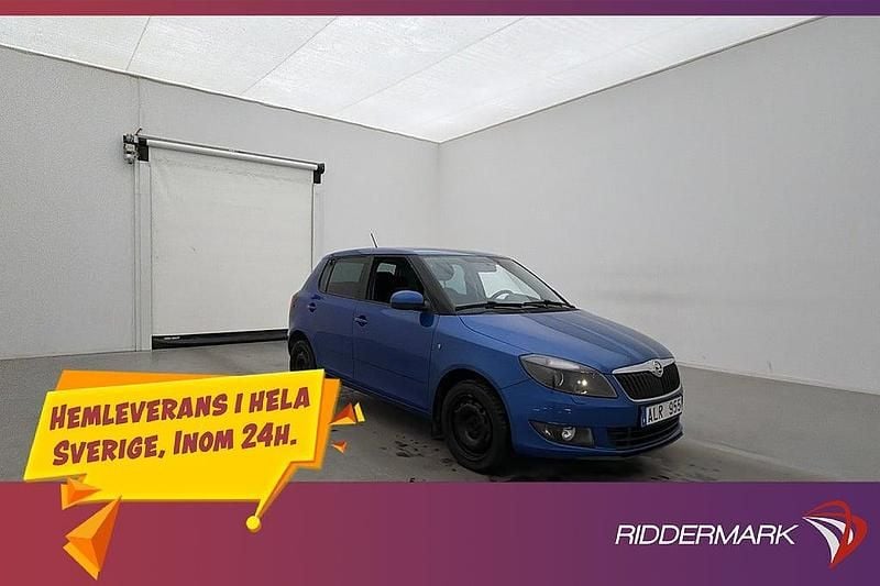 Begagnad Skoda Fabia Ambiente 105 HK (77 kW) 2013 Blå Halvkombi