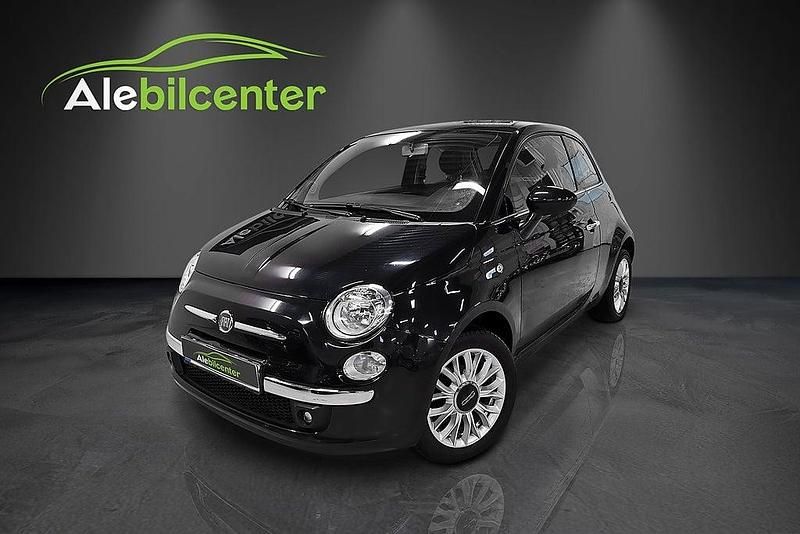 Svart Begagnad 2014 Fiat 500 Lounge Halvkombi | 59 900 kr (Marknadspris) - Bild 1/4