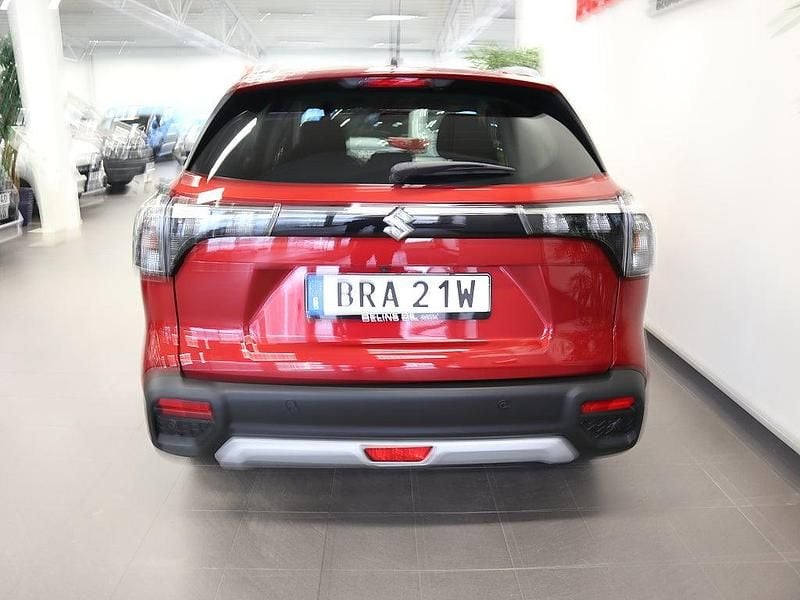 Begagnad Suzuki SX4 S-Cross 102 HK (75 kW) 2023 Röd SUV