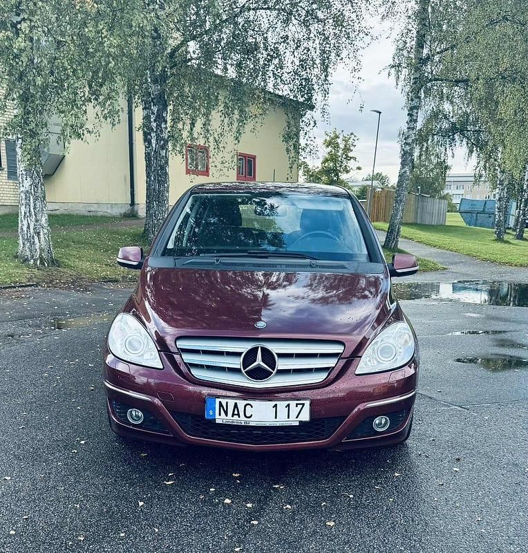 Begagnad 2008 Mercedes B200 Minibuss | 39 000 kr (Marknadspris) - Bild 1/4