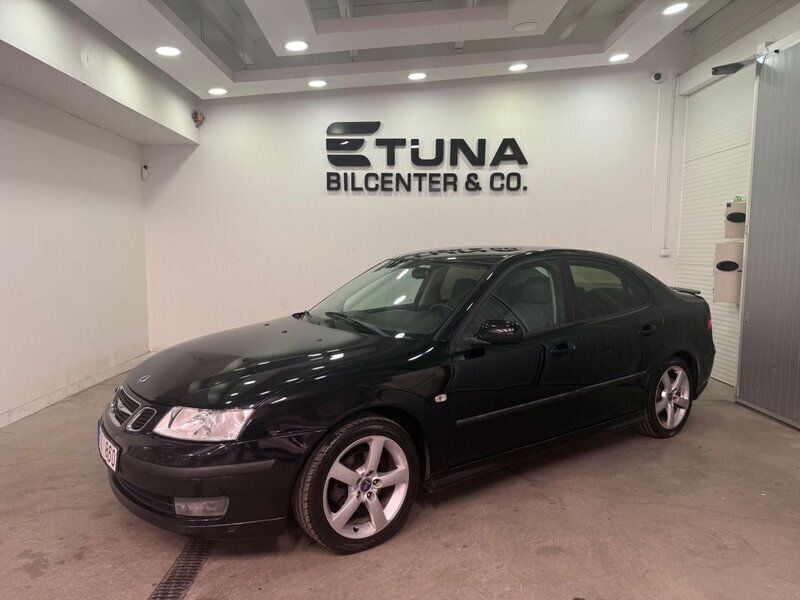 Svart Begagnad 2006 Saab 9-3 Linear Sedan | 34 900 kr (Marknadspris) - Bild 1/4