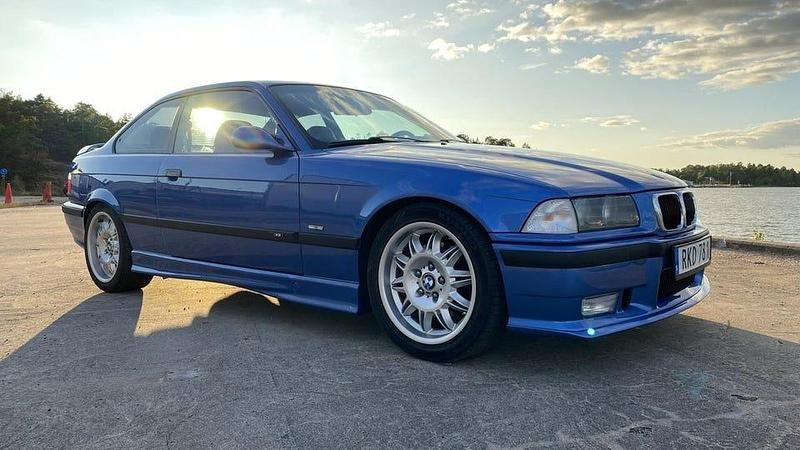Begagnad 1998 BMW M3 Sportkupé | 350 000 kr - Bild 1/4