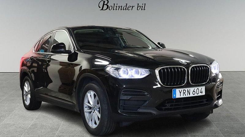 Svart Begagnad 2018 BMW X4 Advantage SUV | 299 800 kr (Lite dyr) - Bild 1/4