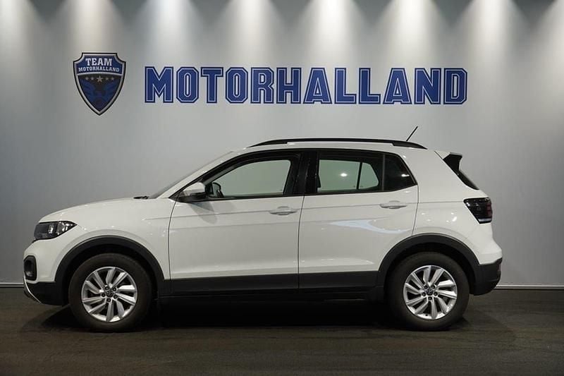 Vit Begagnad 2022 VW T-Cross Life SUV | 189 900 kr (Marknadspris) - Bild 1/4