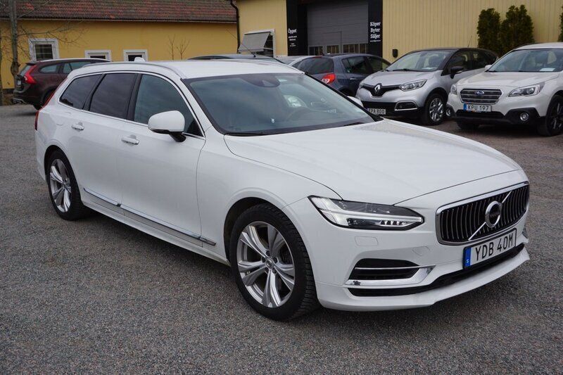 Vit Begagnad 2020 Volvo V90 Inscription Kombi | 334 900 kr (Marknadspris) - Bild 1/4