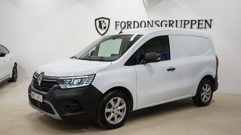 Begagnad Renault Kangoo 131 HK (96 kW) 2023 Vit Minibuss