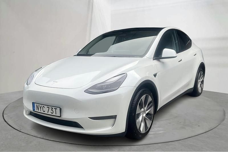 Vit Begagnad 2021 Tesla Model Y SUV | 319 000 kr (Bra pris) - Bild 1/4