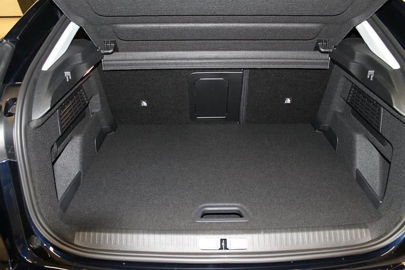 Ny Citroën C4 146 HK (107 kW) 2025 Blå eclipse Halvkombi