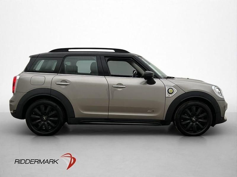 Begagnad Mini Cooper Countryman Salt 224 HK (164 kW) 2020 Grå SUV