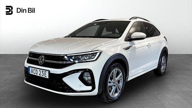 Vit (pure white) Begagnad 2022 VW Taigo R-line SUV | 199 900 kr (Bra pris) - Bild 1/4