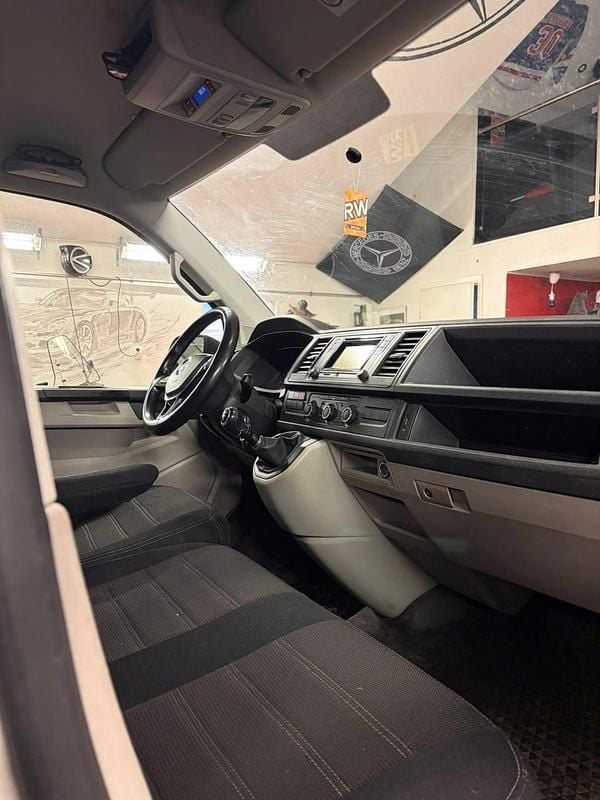 Begagnad VW T6 102 HK (75 kW) 2016 Van