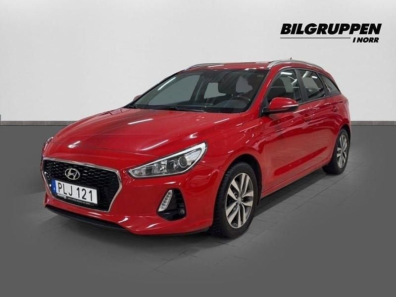 Röd Begagnad 2017 Hyundai i30 Comfort Kombi | 139 900 kr (Lite dyr) - Bild 1/4