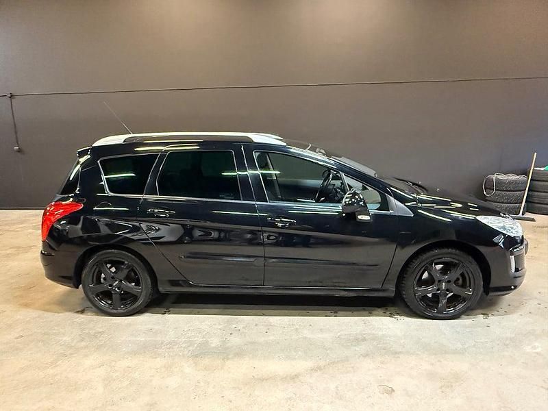 Begagnad Peugeot 308 SW 156 HK (114 kW) 2011 Svart Kombi