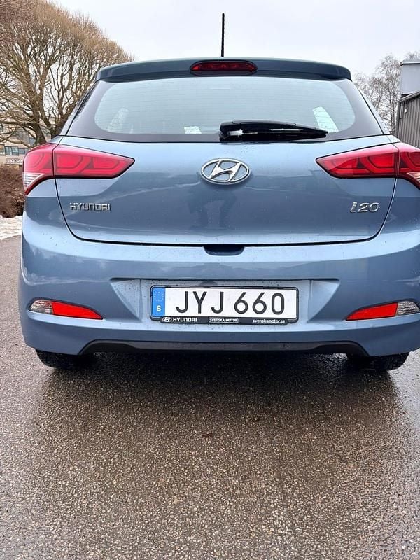 Begagnad Hyundai i20 101 HK (74 kW) 2017