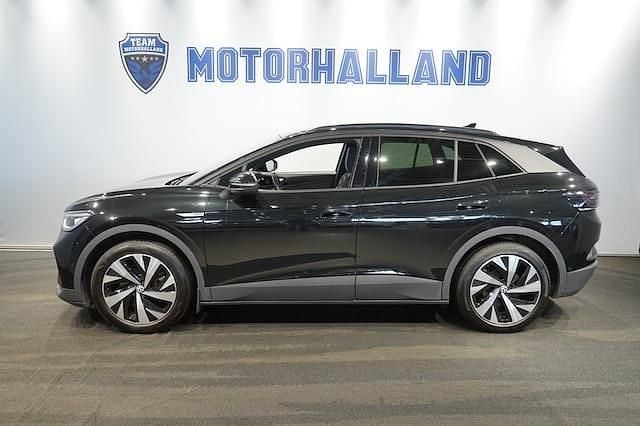 Svart Begagnad 2023 VW ID.4 Pro Performance SUV | 429 900 kr (Marknadspris) - Bild 1/4