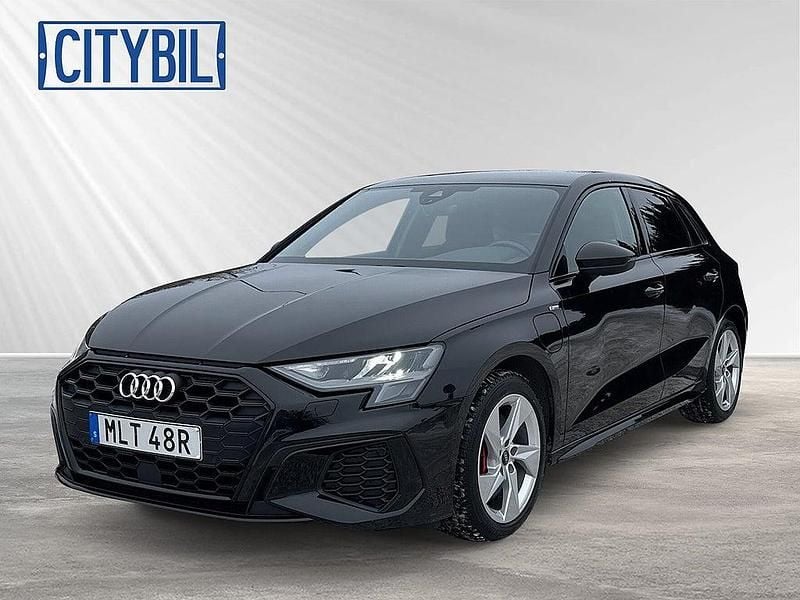 Begagnad Audi A3 Sportback e-tron S-Line 150 HK (110 kW) 2022 Svart Halvkombi