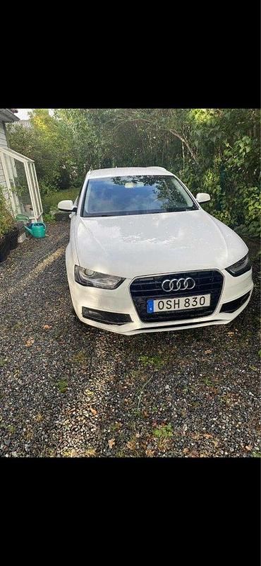 Vit Begagnad 2015 Audi A4 Sport Kombi | 109 000 kr (Bra pris) - Bild 1/4