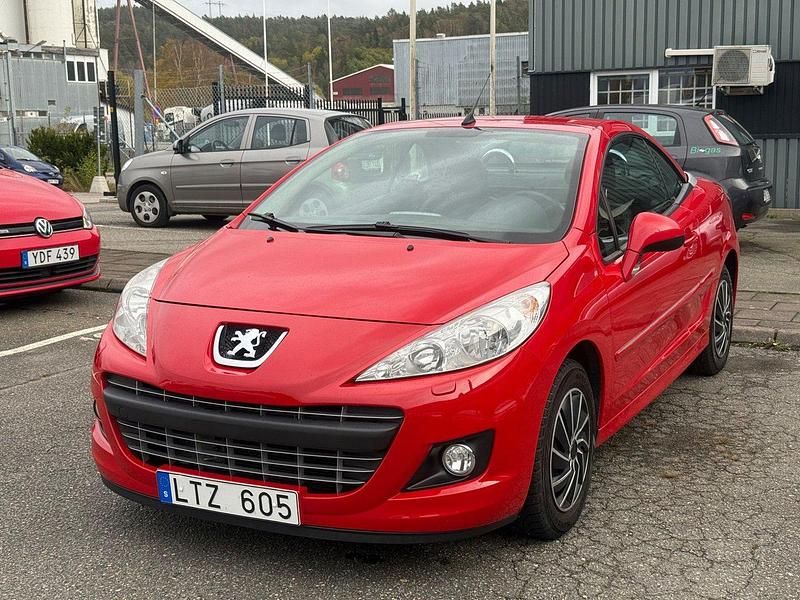 Röd Begagnad 2011 Peugeot 207 CC Cab | 79 990 kr (Marknadspris) - Bild 1/4