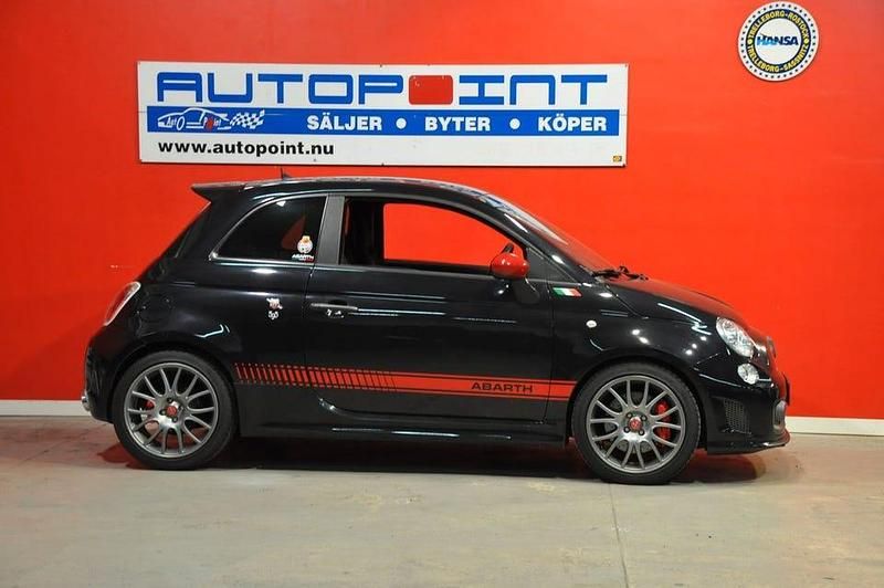 Begagnad Abarth 595 Competizione 180 HK (132 kW) 2016 Svart Halvkombi
