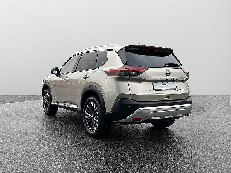 Ny Nissan X-Trail Tekna 214 HK (157 kW) 2025 Silver SUV