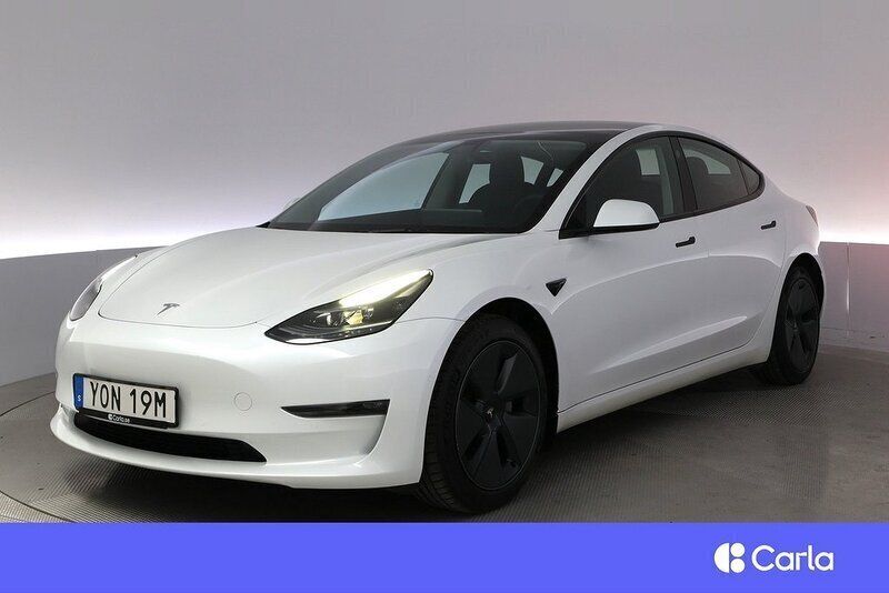 Vit Begagnad 2021 Tesla Model 3 Long Range Sedan | 330 900 kr (Marknadspris) - Bild 1/4