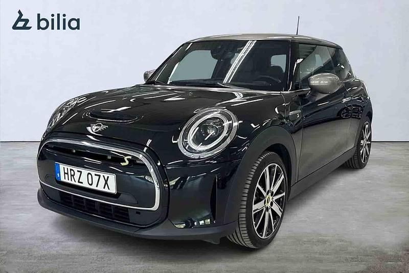 Svart Begagnad 2023 Mini Cooper SE Halvkombi | 214 900 kr - Bild 1/1