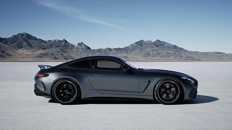 Ny Mercedes AMG GT 63 AMG 612 HK (450 kW) 2025 Sportkupé