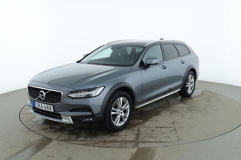 Begagnad Volvo V90 CC Pro 190 HK (139 kW) 2017 Grå Kombi