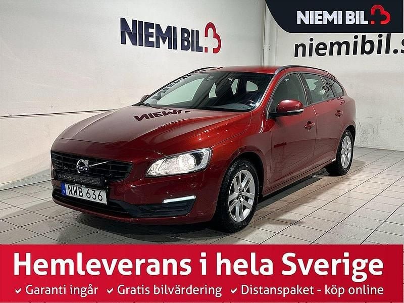 Röd Begagnad 2015 Volvo V60 Business Edition Kombi | 149 900 kr (Marknadspris) - Bild 1/3