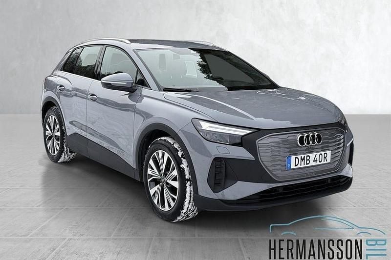 Begagnad Audi Q4 e-tron Proline 125 kW (170 HK) 2023 Grå SUV