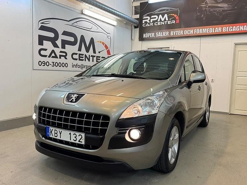 Ljusgrå Begagnad 2009 Peugeot 3008 Kombi | 49 900 kr (Lite dyr) - Bild 1/4