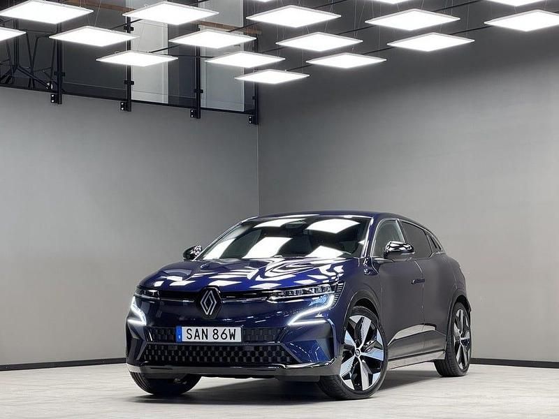 Blå Begagnad 2022 Renault Mégane IV Techno Halvkombi | 269 900 kr (Marknadspris) - Bild 1/3