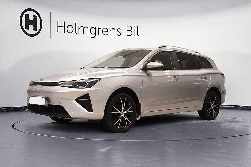 Grå Begagnad 2022 MG MG5 EV Kombi | 209 800 kr (Marknadspris) - Bild 1/4