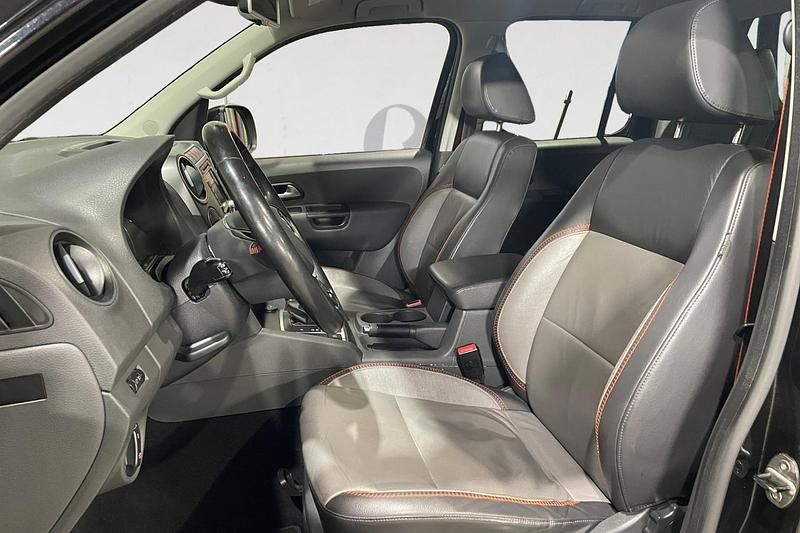 Begagnad VW Amarok 2016 Svart Pickup