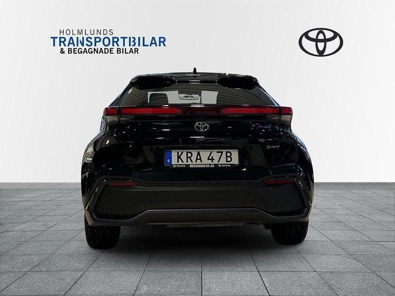 Begagnad Toyota C-HR Edition 200 HK (147 kW) 2023 Gul SUV