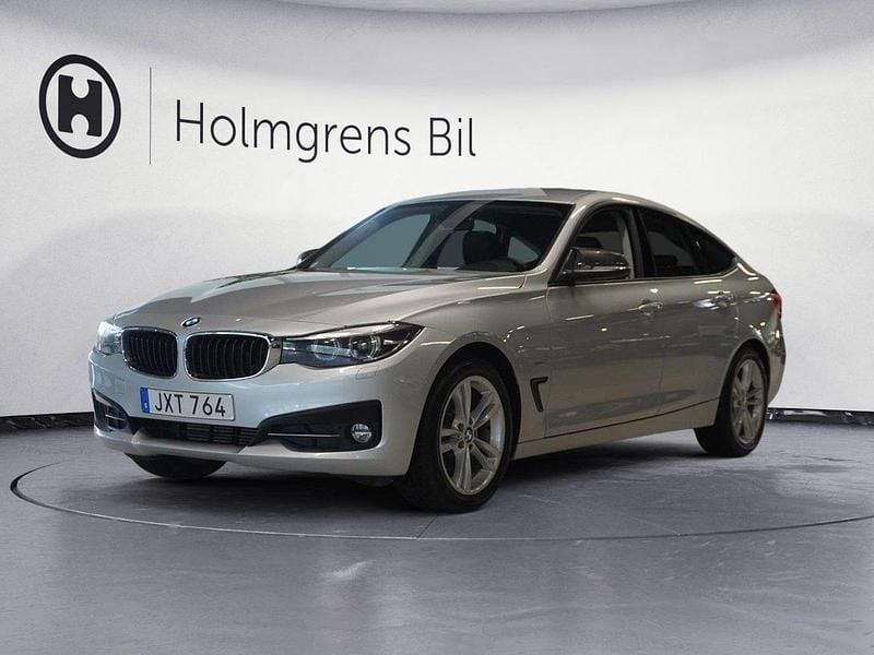 Silver Begagnad 2017 BMW 320 Gran Turismo Sport Line SUV | 199 800 kr (Dyr) - Bild 1/4