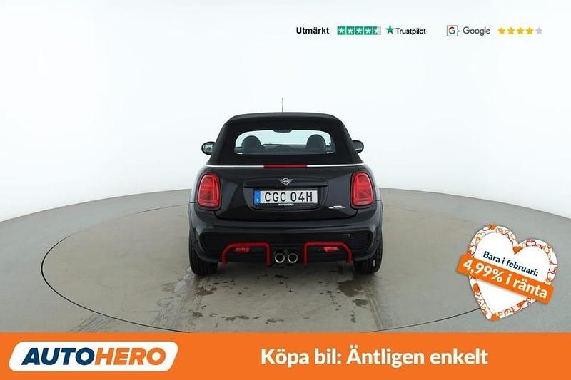 Begagnad Mini John Cooper Works 234 HK (172 kW) 2020 Svart Halvkombi