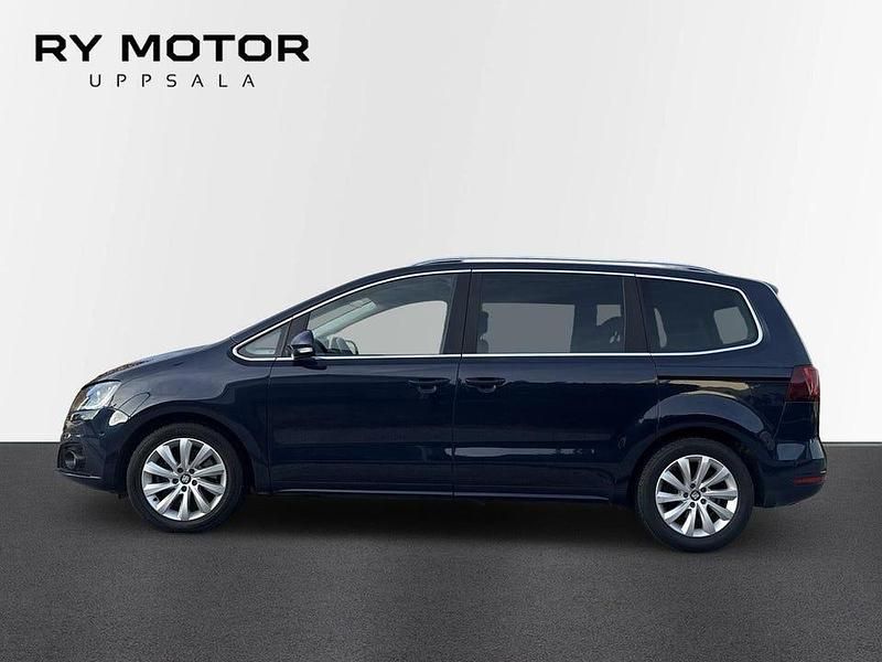 Begagnad Seat Alhambra 4Drive 150 HK (110 kW) 2015 Mörkblå (blå) Minibuss