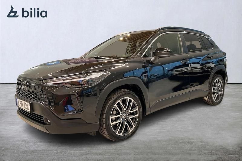 Begagnad Toyota Corolla Cross Executive 200 HK (147 kW) 2025 Svart SUV