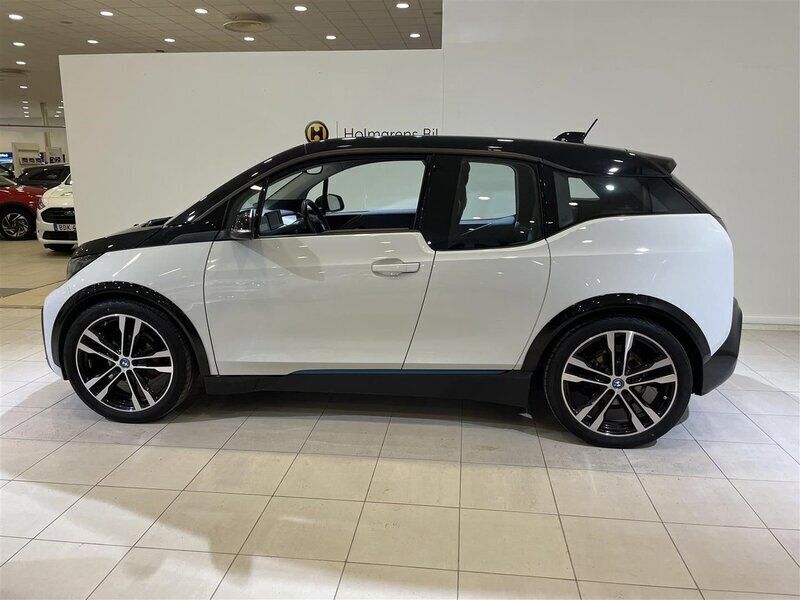 Begagnad BMW i3 Comfort Edition 135 kW (184 HK) 2021 Vit Halvkombi