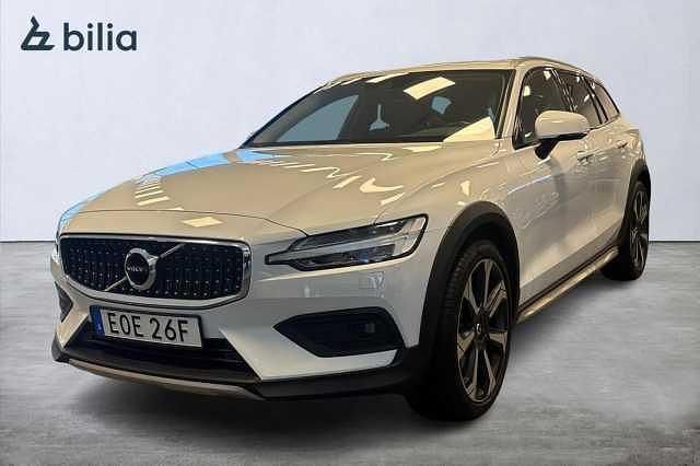 Vit Begagnad 2019 Volvo V60 CC Kombi | 319 900 kr (Lite dyr) - Bild 1/3