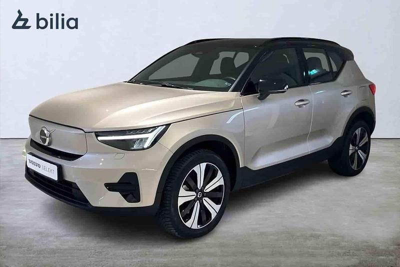 Grå Begagnad 2023 Volvo XC40 Single Motor SUV | 349 000 kr - Bild 1/1