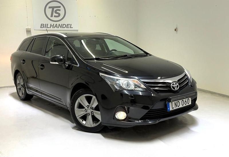 Svart Begagnad 2014 Toyota Avensis Edition Kombi | 99 900 kr (Marknadspris) - Bild 1/4